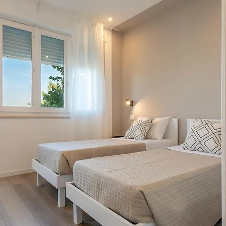 Nel Grazia Roseto Degli Abruzzi